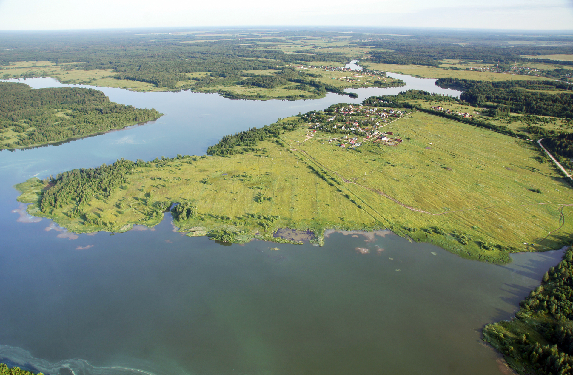 Верхнерузское водохранилище. Московская область Верхнерузском водохранилище. Шаховская водохранилище. Сутоки Верхнерузское водохранилище.